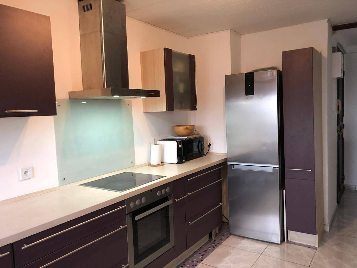 Appartement entier, Three-Bedroom Apartment in Yutz, Moselle
