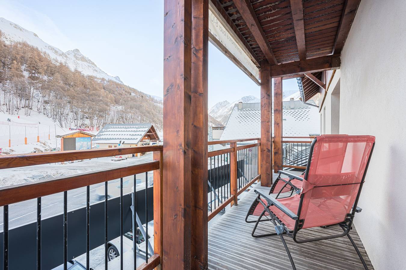 Apartamento entero, Apartamento 'La Source' con vistas a la montaña, terraza privada y Wi-Fi in Valloire, Región de Saint-Jean-de-Maurienne