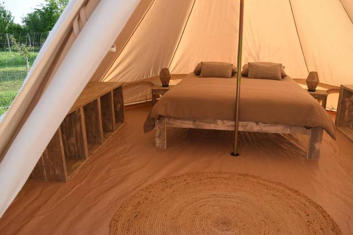 Gîte pour 7 personnes, avec jardin ainsi que piscine et terrasse dans Tuffalun