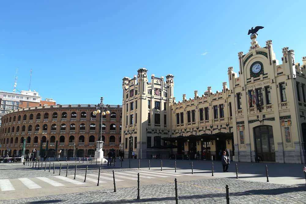 Geheel appartement, Your Pause In Valencia Center. July and August 10%. Discount in Arrancapins, Valencia