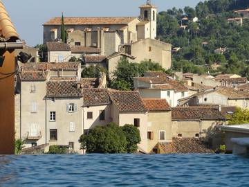 Chambre d’hôte pour 2 personnes, avec piscine et terrasse, animaux acceptés dans le Var