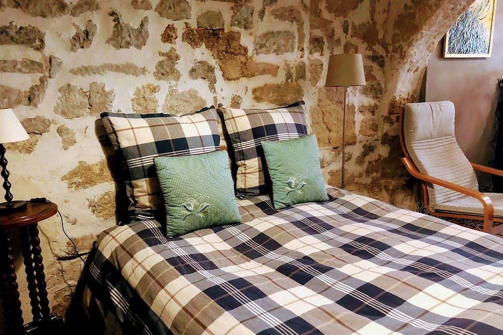 Entire apartment, Studio 25 m2 near beaches and Montpellier in Villeneuve-lès-Maguelone, Côte d'Améthyste