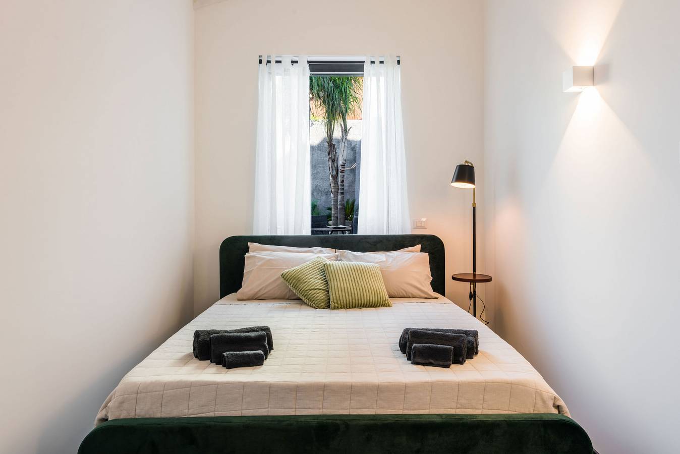 Apartamento entero, Leone Apartment with Garden in Catania, Provincia de Catania