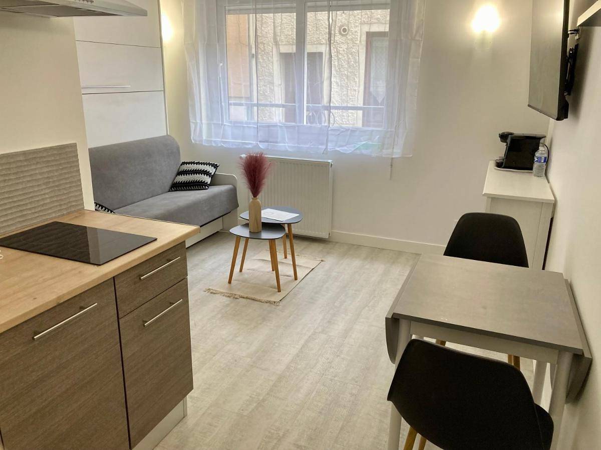 Appartement entier, Superior Studio in Montcy-Notre-Dame, Ardennes