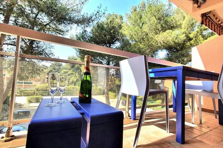 Studio für 3 Personen, mit Balkon und Terrasse in Bormes-les-Mimosas - 3