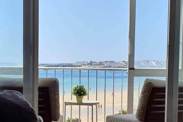 Gîte pour 6 personnes, avec balcon dans Casino de Quiberon