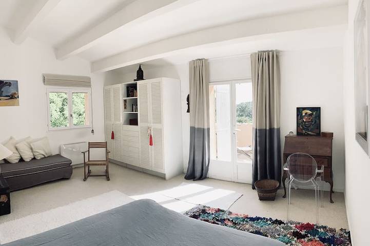 Location de vacances pour 7 personnes, avec jardin et balcon à Éguilles - 2