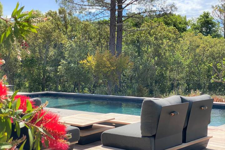 Location de vacances pour 8 personnes, avec jardin ainsi que piscine et terrasse à San-Gavino-di-Carbini - 2