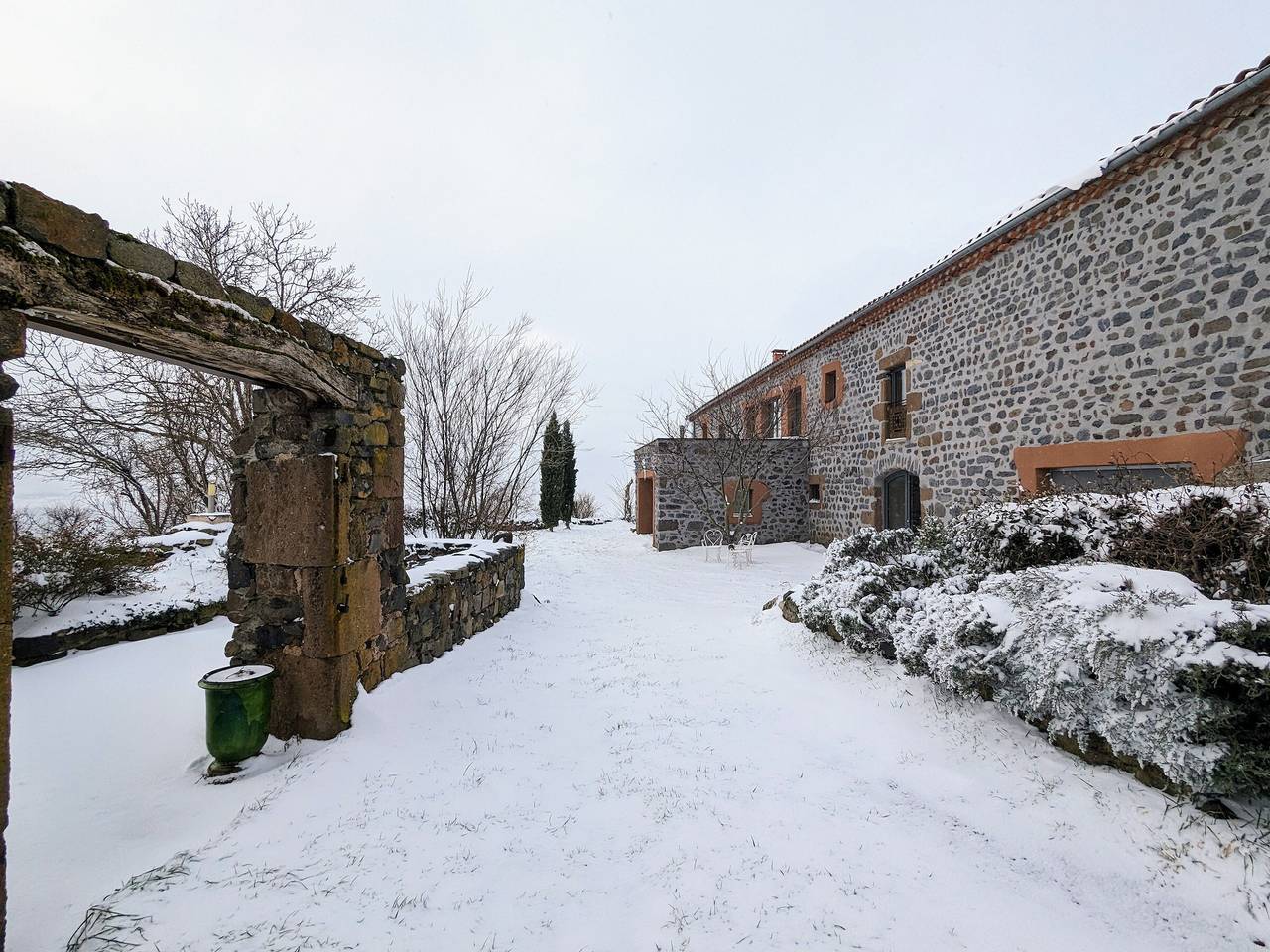 Gîte rustique au cœur de l'Allier avec poêle à bois in Saint-Bérain, Haute-Loire