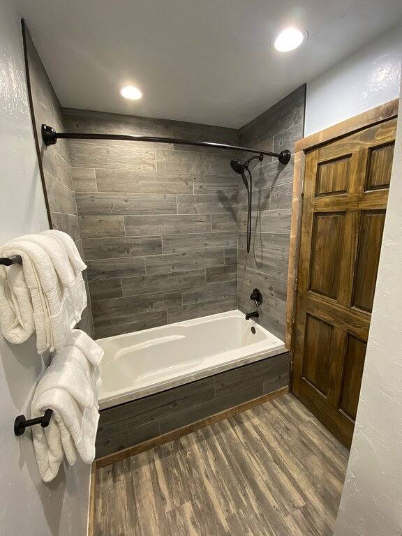 Ganze Wohnung, Trailside Hotel Minutes to Fallingwater Dbl Queen in Ohiopyle, Pennsylvania