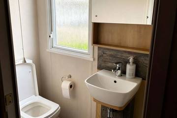Static Caravan for 6 People in Rhyl, Denbighshire, Photo 4