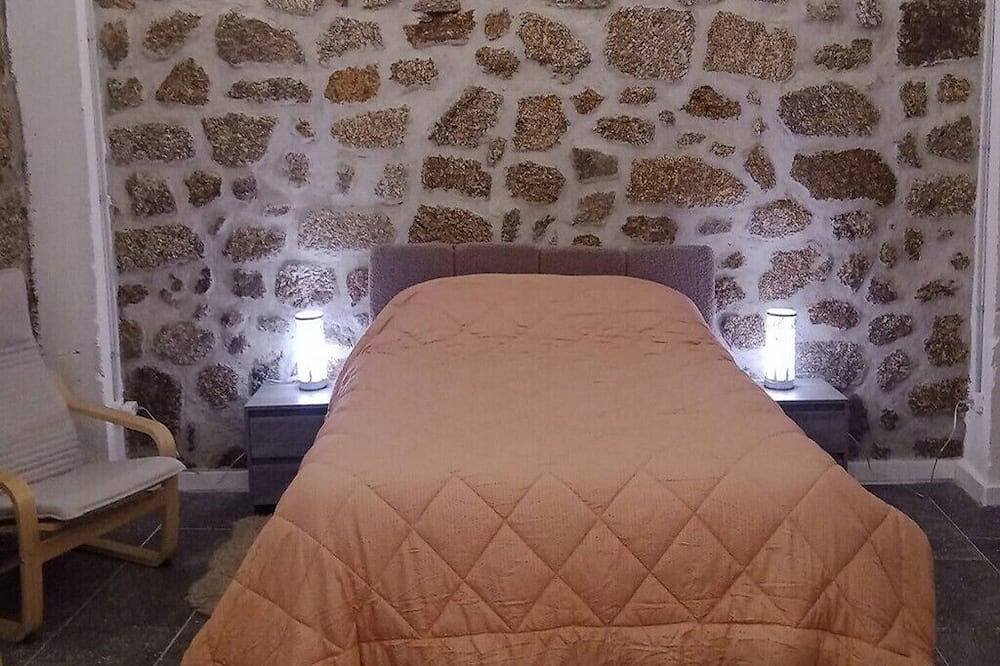 Jurinea Villa, Celorico da Beira, Guarda in Celorico S.Pedro, Serra da Estrela
