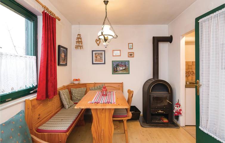Ferienhaus für 2 Personen mit Terrasse in Eisenberg an der Pinka, Südburgenland