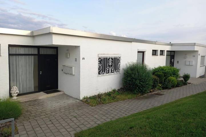 Ganze Wohnung, Ferienwohnung mit Bodenseeblick in Daisendorf. 
Hunde willkommen. in Daisendorf, Region Bodensee-Oberschwaben