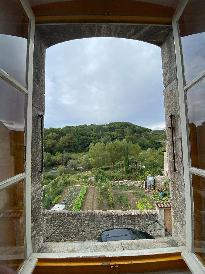 Gîte pour 4 personnes, avec Vue à Vogüé - 2