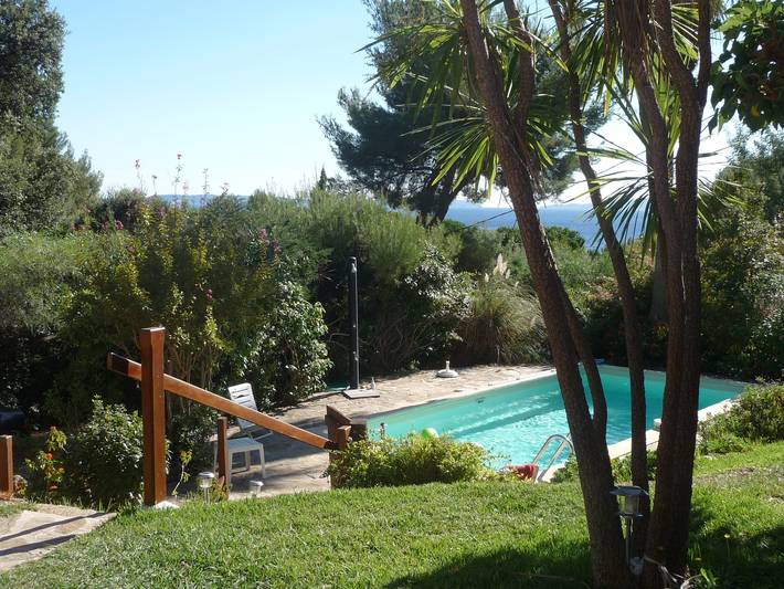 Location de vacances pour 8 personnes, avec terrasse et piscine dans Plage d'Aiguebelle - 3