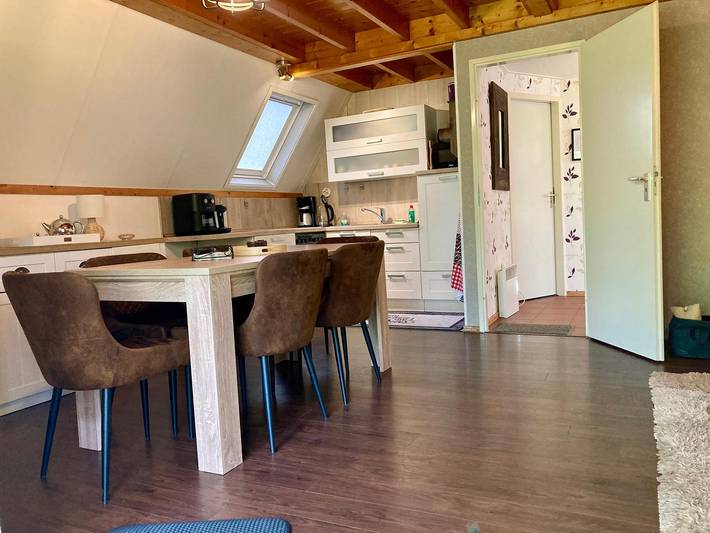 6 Erw Schönes Haus mit kleinem Garten und Terrasse in Oostmahorn, Dongeradeel