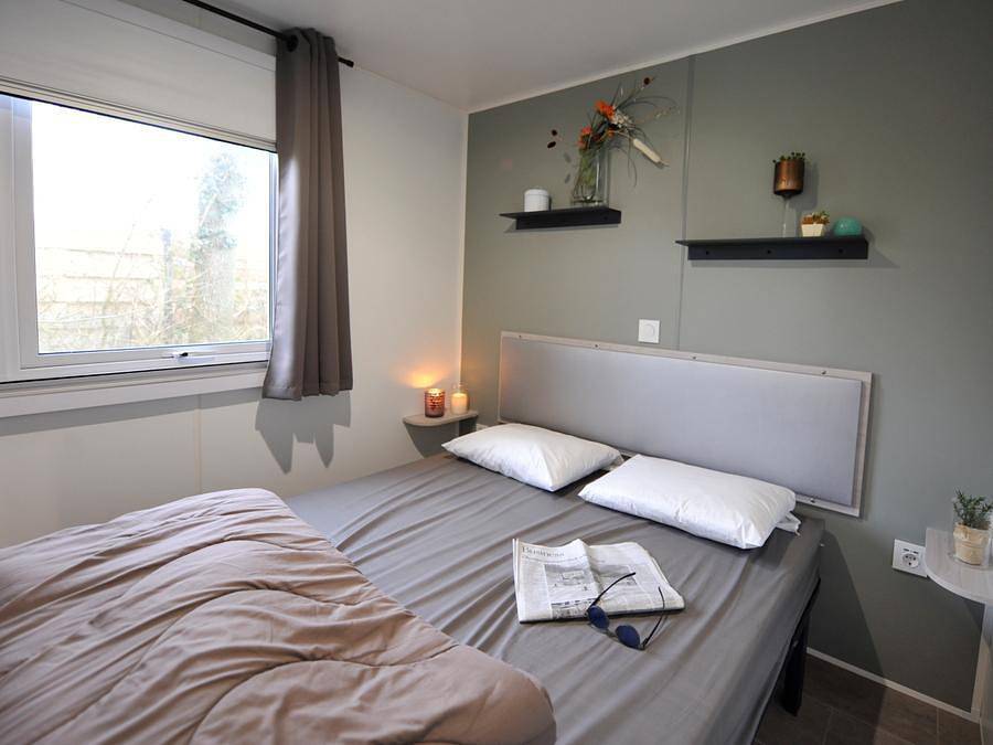 Camping Domaine de La Pinede - Mobilhome 6 personnes - Mobil home Confort+ 3 chambres in Étaples, Région de Montreuil