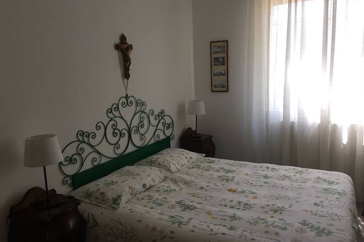 Gîte pour 6 personnes, avec Balcon et Jardin à Nicolosi - 2