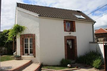 Gîte pour 4 personnes, avec jardin à Cramant