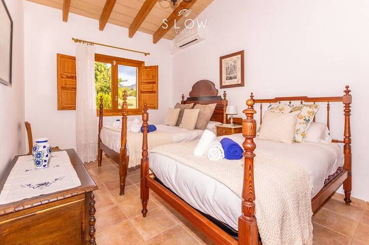 Finca für 4 Personen, mit Terrasse und Garten in Santa Maria del Cami - 2