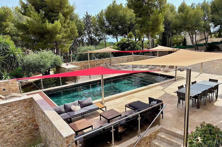 Location de vacances pour 15 personnes, avec jardin, animaux acceptés à Sausset-les-Pins - 2