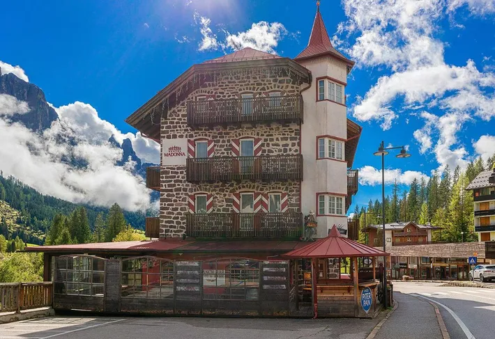 Apartmenthotel für 4 Personen, mit Balkon und Ausblick - 1
