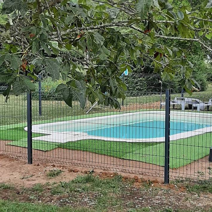 Location de vacances pour 5 personnes, avec terrasse ainsi que jardin et piscine à Salviac - 2