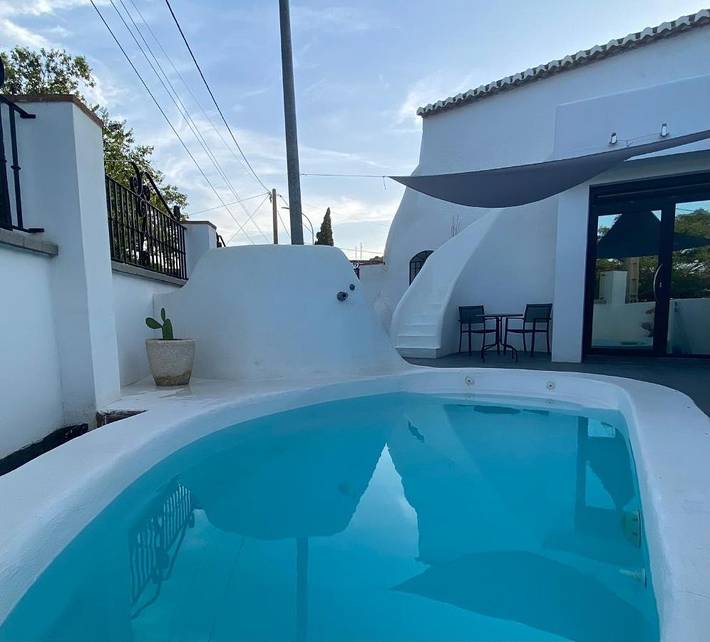 Maison de vacances pour 4 personnes, avec piscine ainsi que vue et terrasse - 1