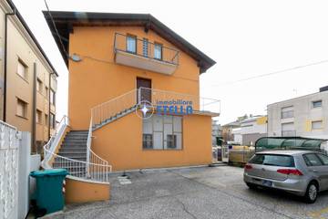 Appartamento per 5 Persone in Lido di Jesolo, Jesolo, Foto 2