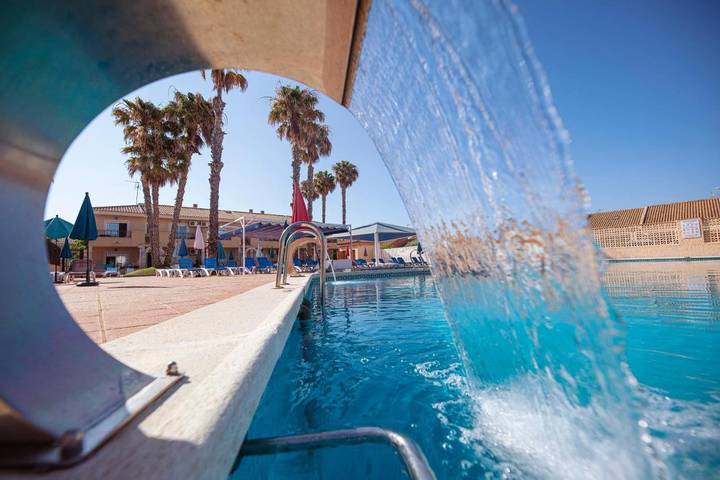 Apartamento para 5 personas, con piscina y balcón en Los Narejos