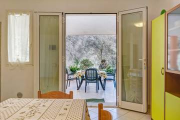 Agriturismo per 6 Persone in Stellanello, Alpi Liguri, Foto 3