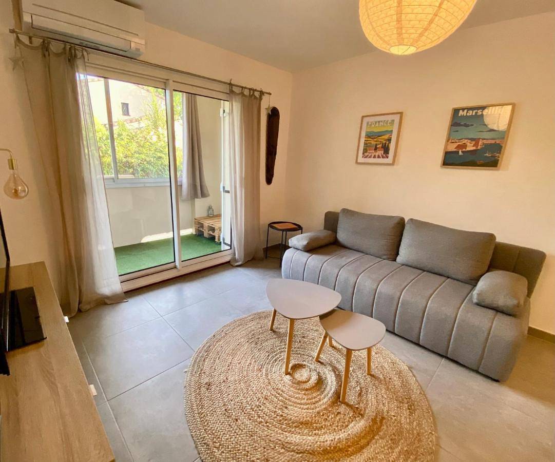Appartement entier, One-Bedroom Apartment in Les Milles, Aix-en-Provence