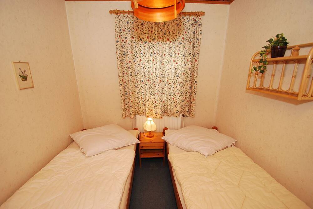 Ferienhaus Kamin - Zwei Schlafzimmer Resort, Schläft 4 in Clausthal-Zellerfeld, Harzvorland