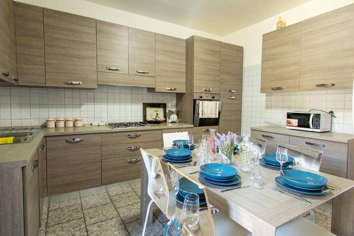 Location de vacances pour 10 personnes, avec terrasse et jardin, animaux acceptés à Scala - 3