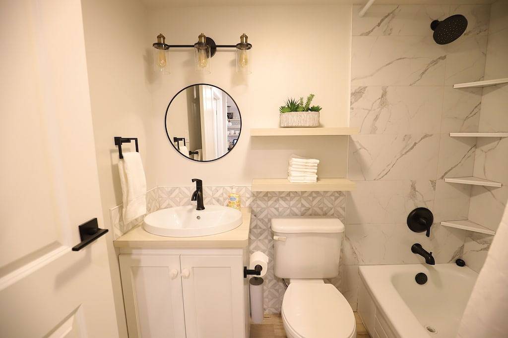 Ganze Wohnung, Trappers Delight - ski in, ski out paradise newly renovated near the Toby chair. in Panorama