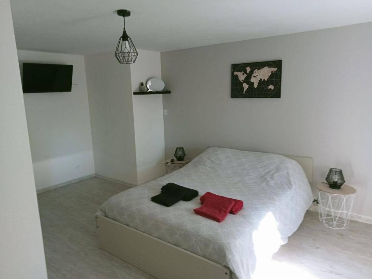Entire apartment, L'escapade in Fontvieille, Arles region