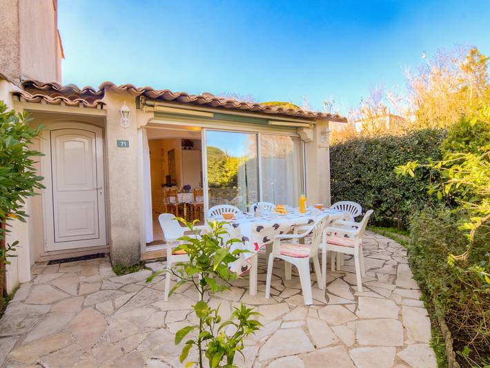 Location de vacances pour 4 personnes à Gassin