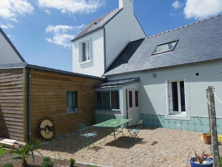 Maison d’hôte pour 3 personnes, avec vue ainsi que terrasse et jardin à Plonéour-Lanvern