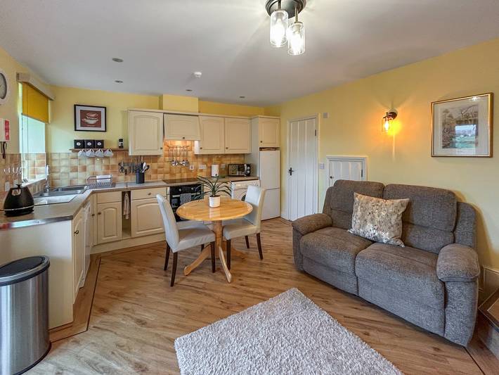 Ash Cottage - Uk52417 in Lonan, Isle of Man