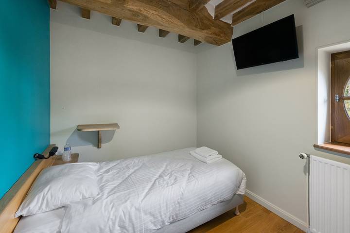 Bed & Breakfast 'Suite Les Douves 6-7-Grange Arthuis' mit WLAN und Klimaanlage in Lavau, Loire-Tal
