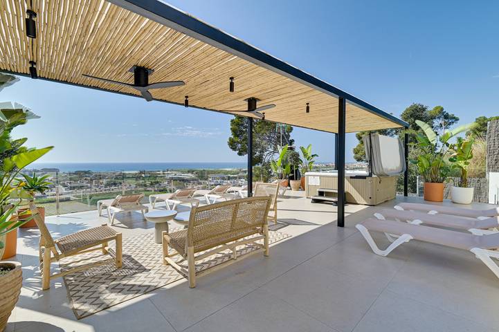 Chalet para 8 personas, con jacuzzi además de balcón y piscina en Provincia de Barcelona - 3