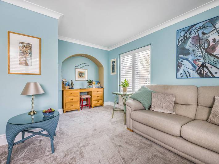 City Centre Town House w Parking - Pass the Keys in Chichester, West Sussex