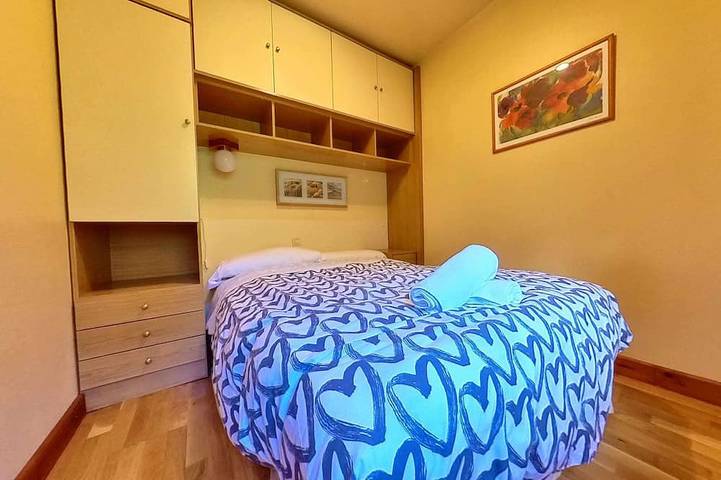 Entire apartment, El Llano Lae - Los Altos de Escarrilla in Escarrilla, Sallent de Gállego