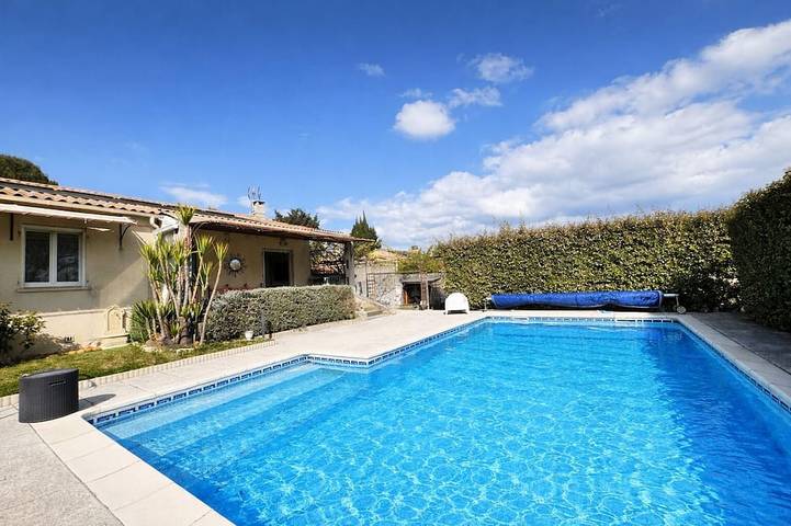 Ferienhaus für 6 Personen, mit Whirlpool und Terrasse sowie Garten, mit Haustier - 1