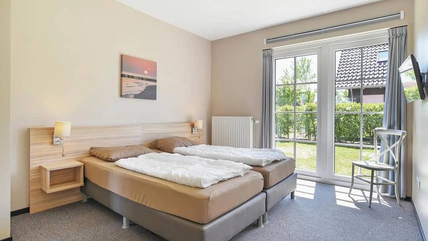 Ferienhaus für 23 Personen, mit Pool und Garten in Nieuwvliet - 3