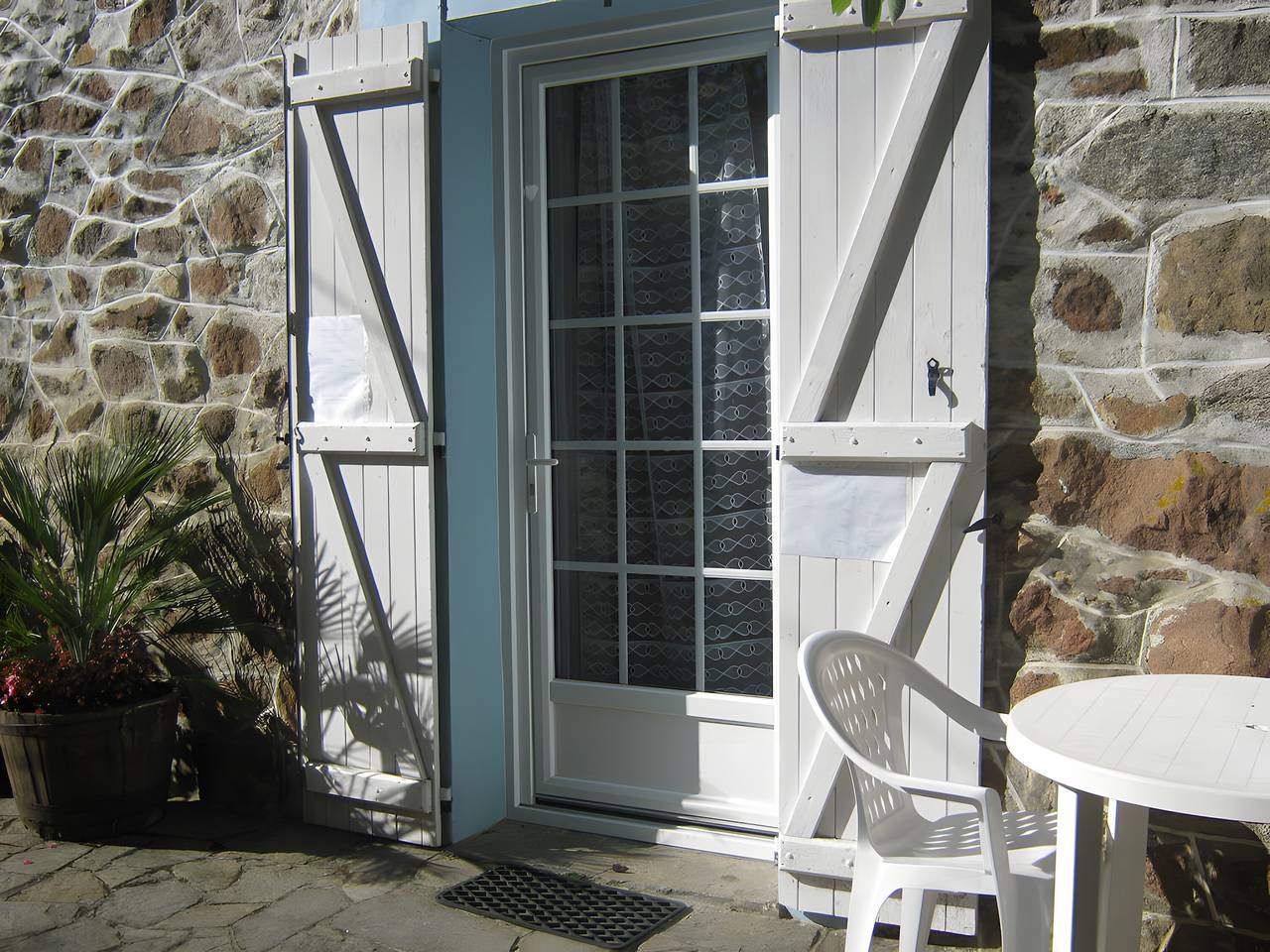 Apartment 'Studio' mit privater Terrasse und gemeinsamem Garten in Panazol, Limoges und Umgebung