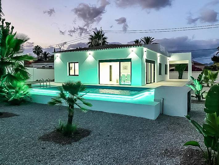 Casa rural para 8 personas, con jardín además de piscina y vistas en Alfàs del Pi - 2