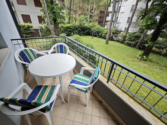Appartement entier, Appartement de vacances pour 5 personnes avec jardin in Lignano Pineta, Lignano Sabbiadoro