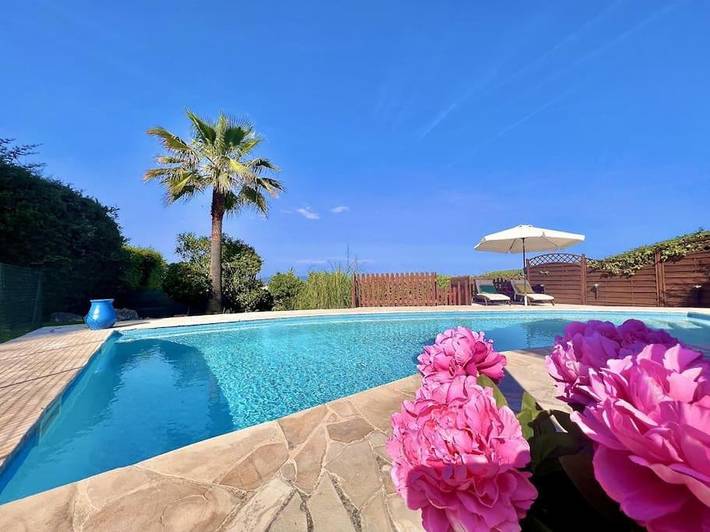 Villa pour 6 personnes, avec piscine ainsi que vue et jardin à Villeneuve-Loubet - 3